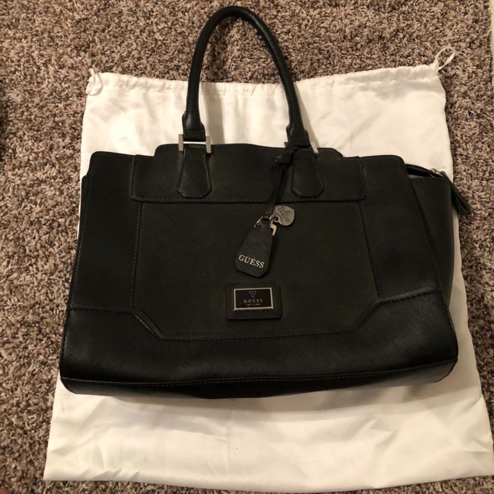 Guess Shoulder Purse